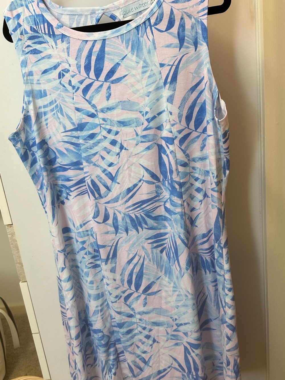 Sleeveless Tropical Leaf Shift Dress in Blue and Light Pink